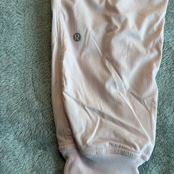 Lululemon Dance Studio Mid-Rise Lined Jogger Pink Size 8